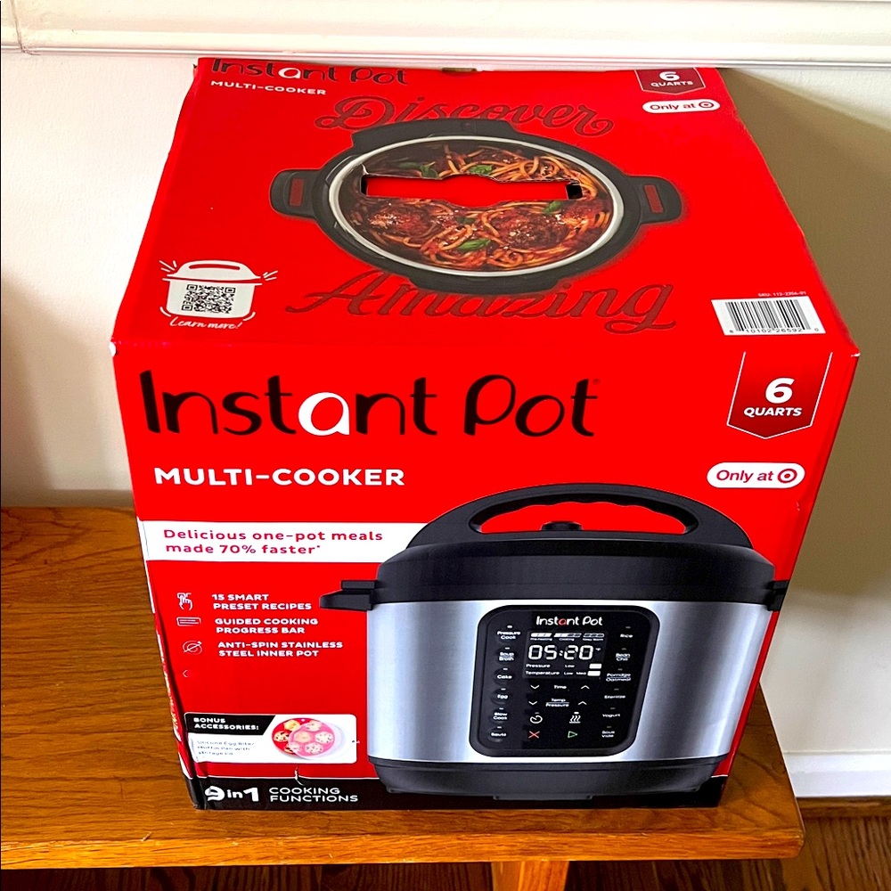 Instant Pot 6qt Slow Cook Function Pressure Cooker Bundle Set - Picture 7 of 7